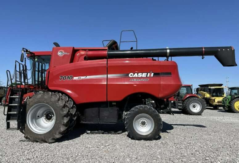 Case IH Axial-Flow 7010 Combine Dimensions