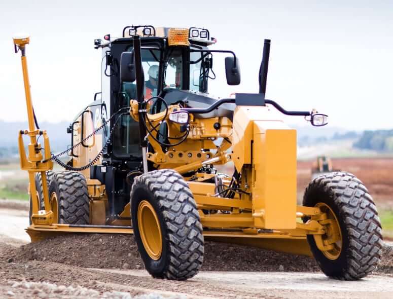 CAT 140M AWD Grader Powertrain Specs