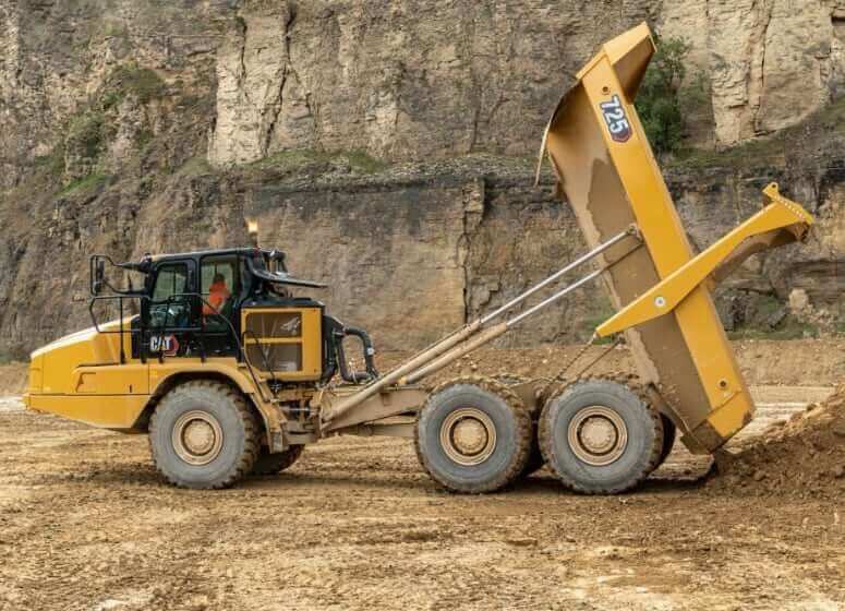 CAT 725 Dump Truck Hydraulic Specs