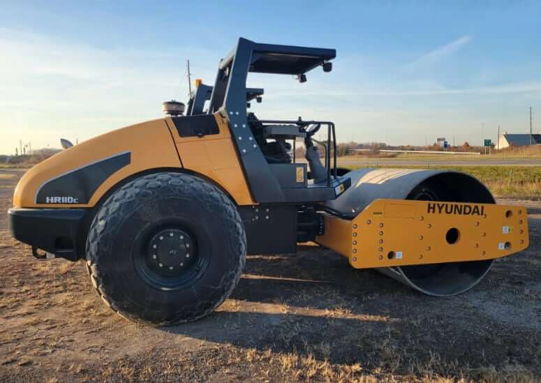 Hyundai HR110C-9 Compactor Open Cab