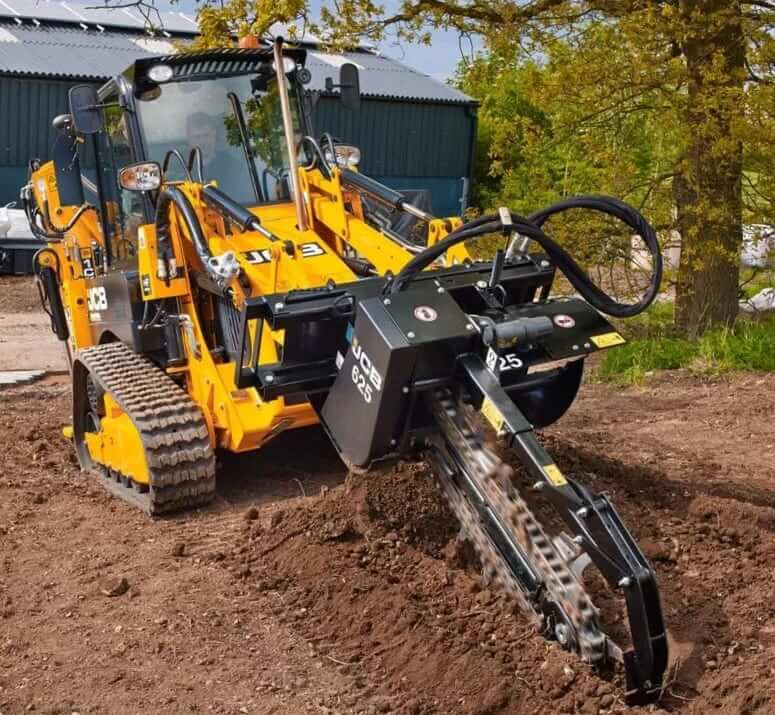 1CXT with JCB 625 Hydraulic Trencher