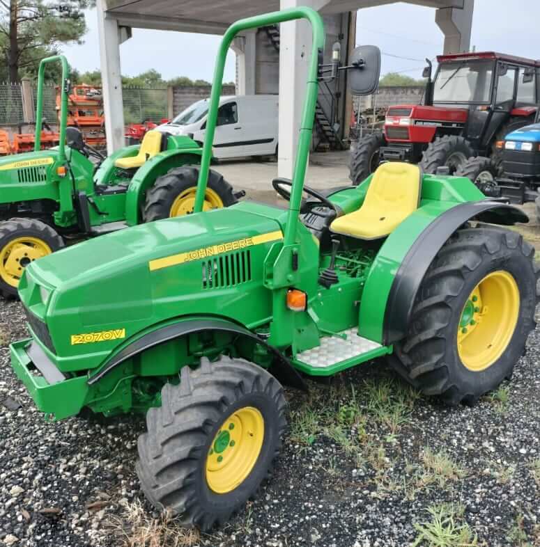 John Deere 2070 V Tractor Specs