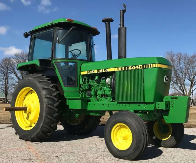 John Deere 4440 Tractor Dimensions and Weight