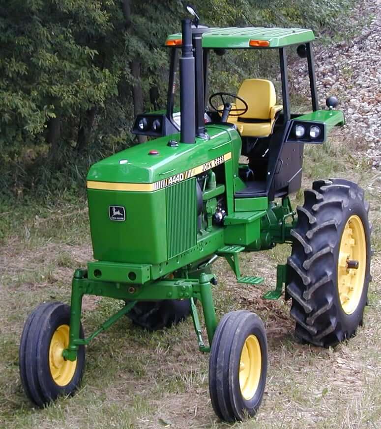 John Deere 4440 Hi-Crop Tractor Dimensions