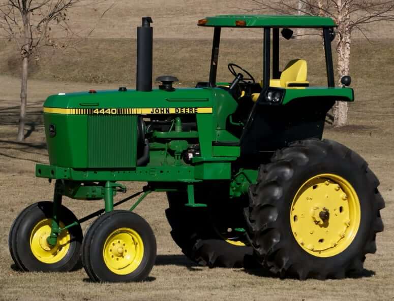 John Deere 4440 Hi-Crop Canopy Tractor Specs