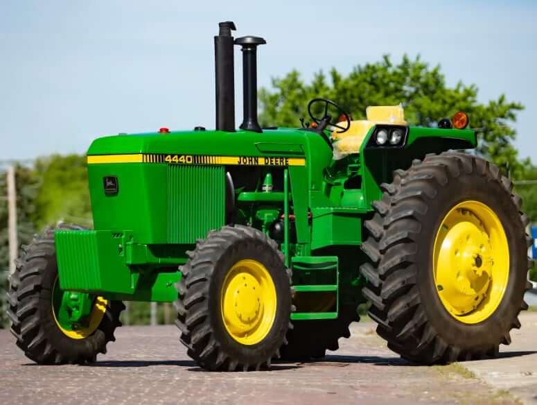 John Deere 4440 Tractor Open Station Specs