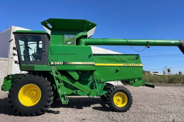 John Deere 8820 Titan II Combine Dimensions