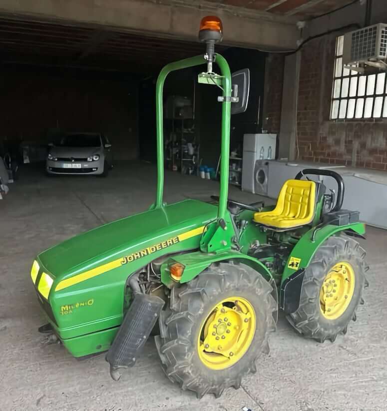 John Deere Milenio 30A Tractor Dimensions