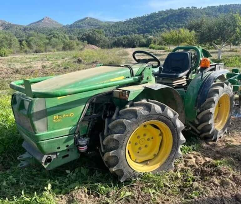 John Deere Milenio 70R Tractor Specs