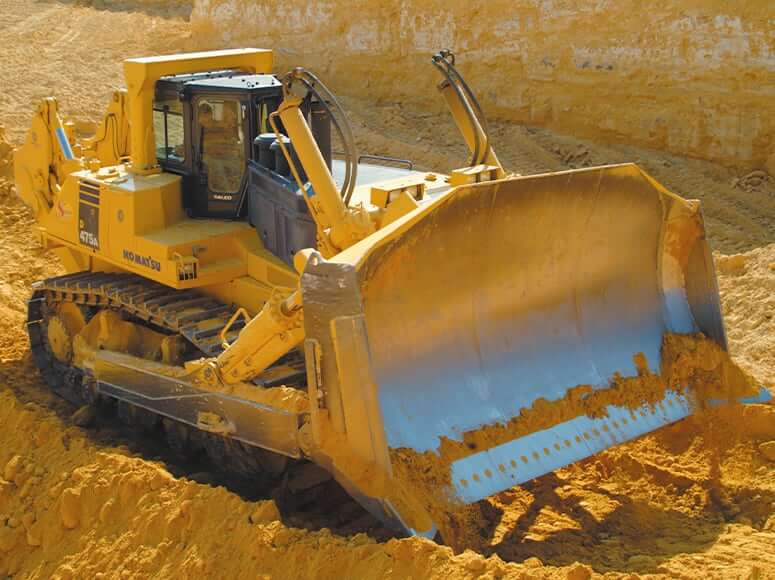 Komatsu D475A-5 Dozer Blade Specs