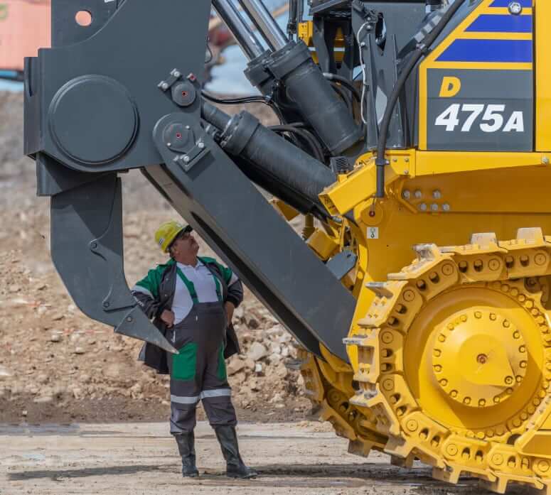 Komatsu D475A-8 Dozer Giant Ripper Specs