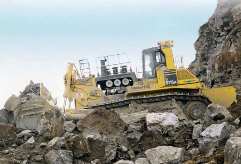 Komatsu D575A-3 Dozer Undercarriage Specs