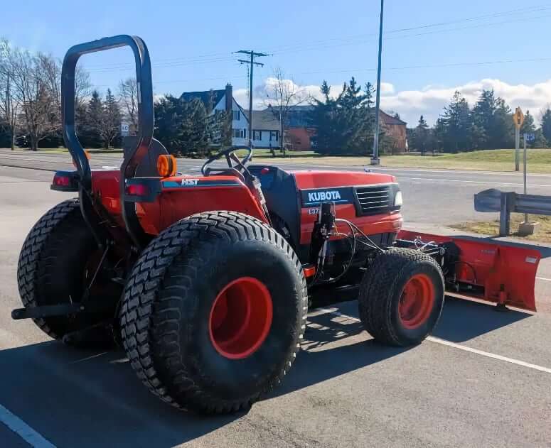 Kubota L3710 ROPS Tractor Specifications