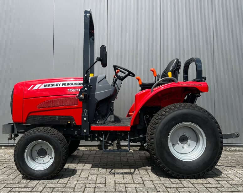 Massey Ferguson 1529 4WD Tractor Dimensions