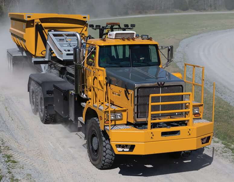 Western Star 4900 XD with MBT-40 Transformer Shassis